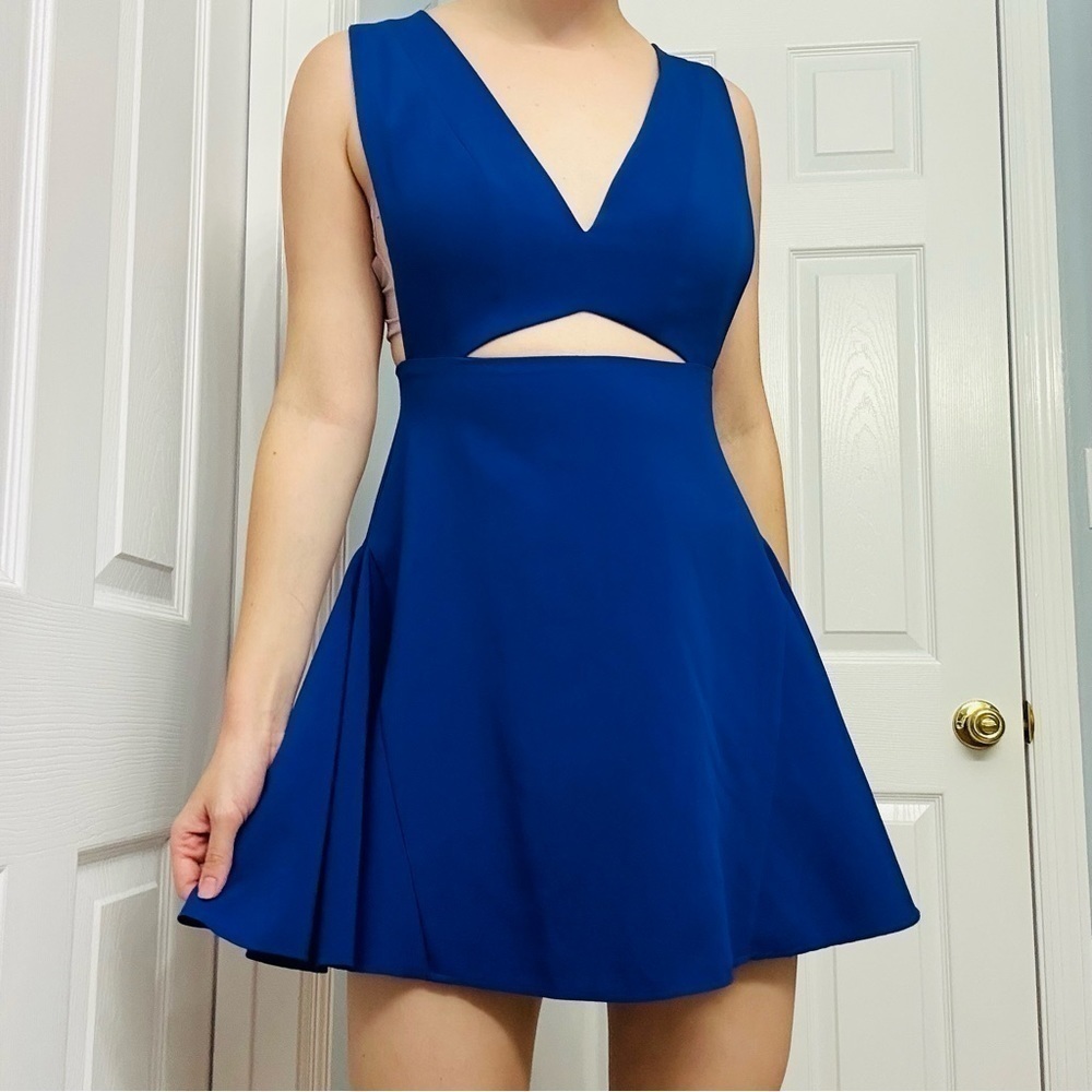 Revolve NBD Dress Mini Blue Cut Out Cocktail Party Graduation V-Neck Small